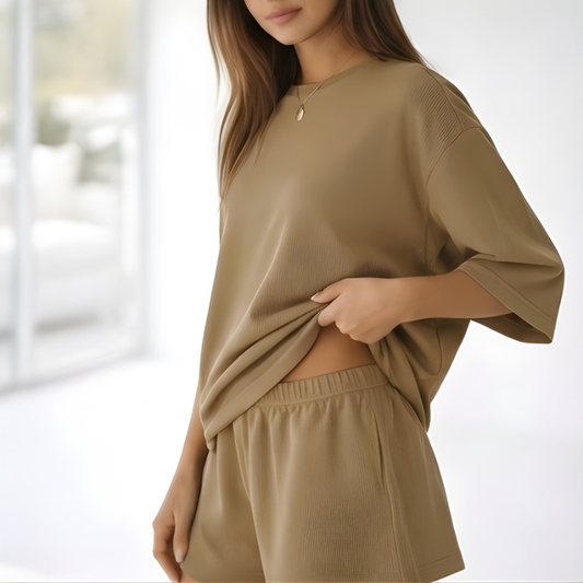 Veluna™ – Soft Oversized 3/4 Sleeve Top & Elastic Waist Shorts Lounge Set + 50% OFF